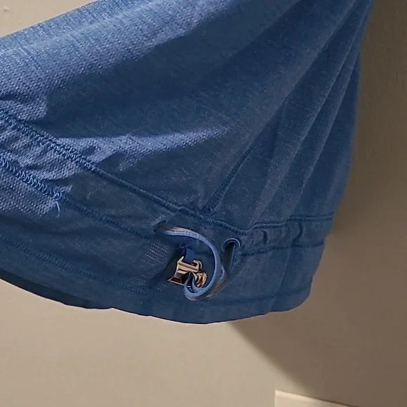 Lululemon Run Tame Me Porcelain Blue Women's 8 Tank Top Yoga Exercise Jogging - Picture 5 of 12